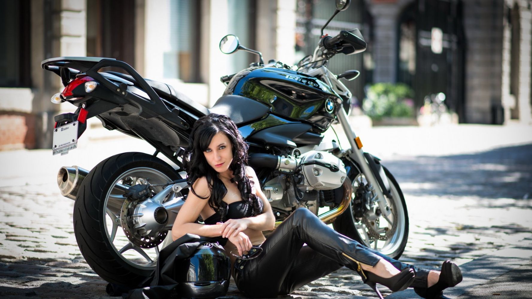 European women on bikes in Medina