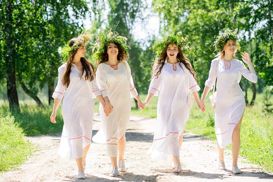 Slavic girls in Medina