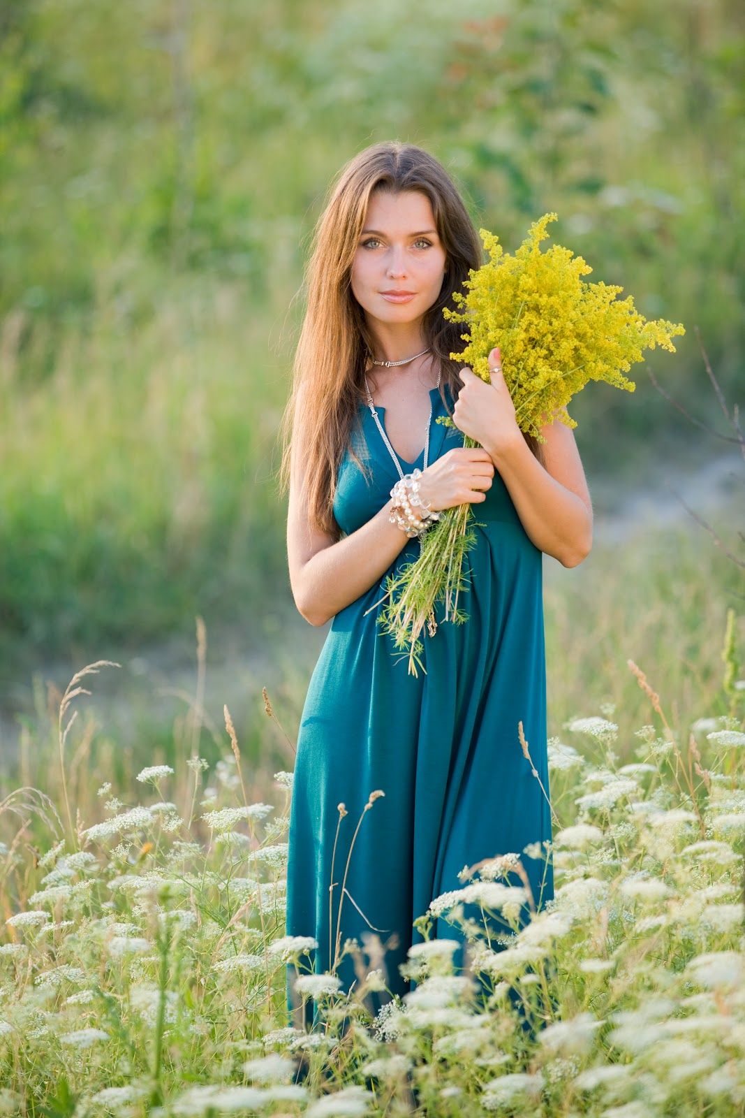 Slavic women in Medina